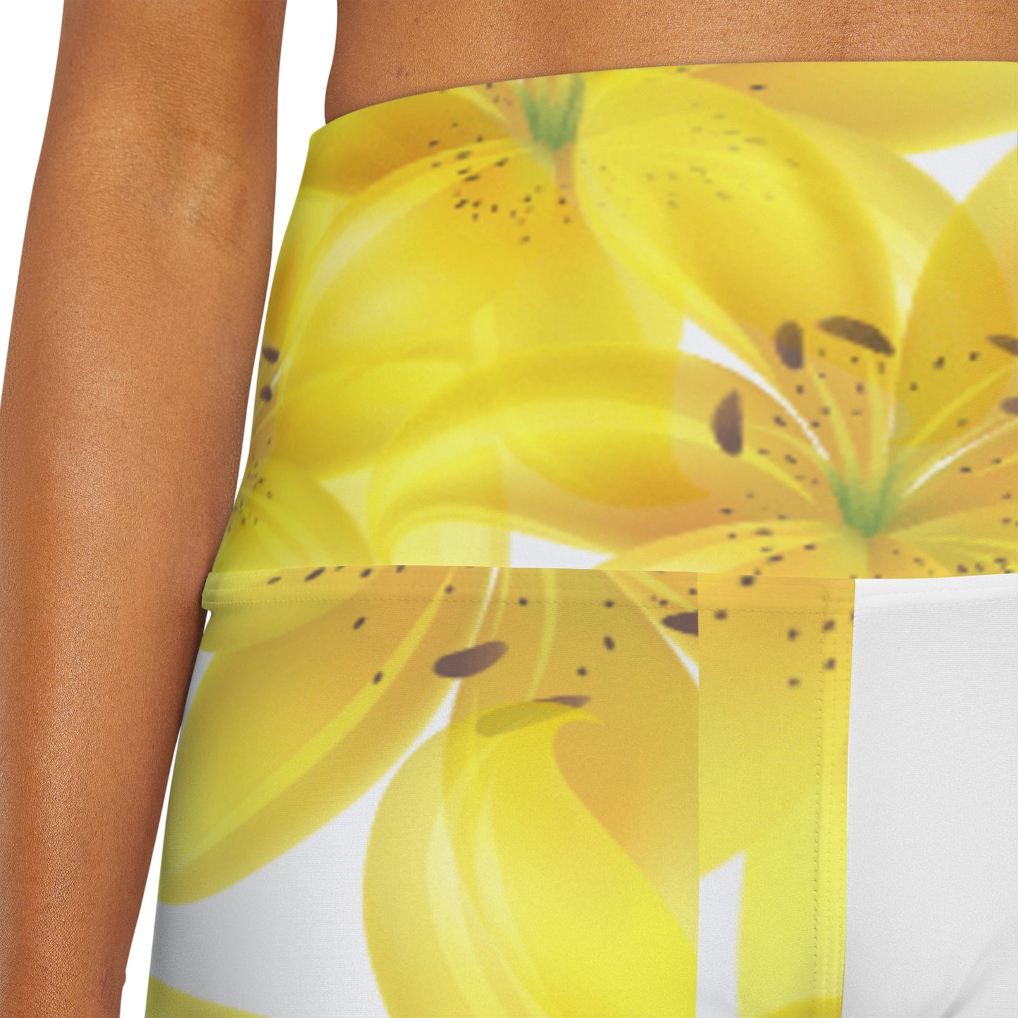 Workout Yoga Shorts: Watercolor Yellow Lilium Lily